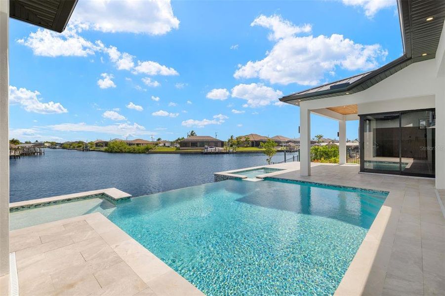 Exterior details and patio area of a home in , Cape Coral (Image 2).