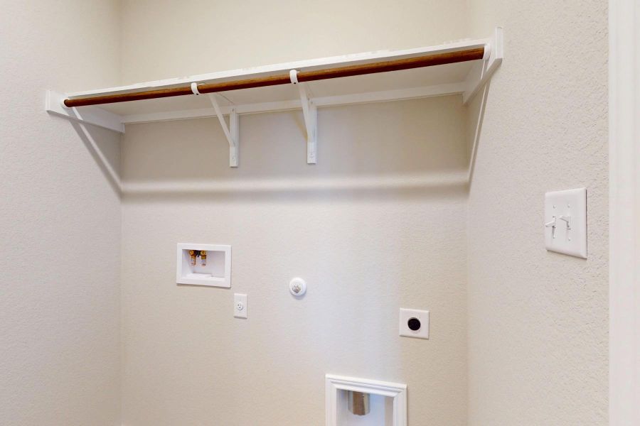 Spacious, unfurnished interior of a new home in Carillon, Manor (Image 28).
