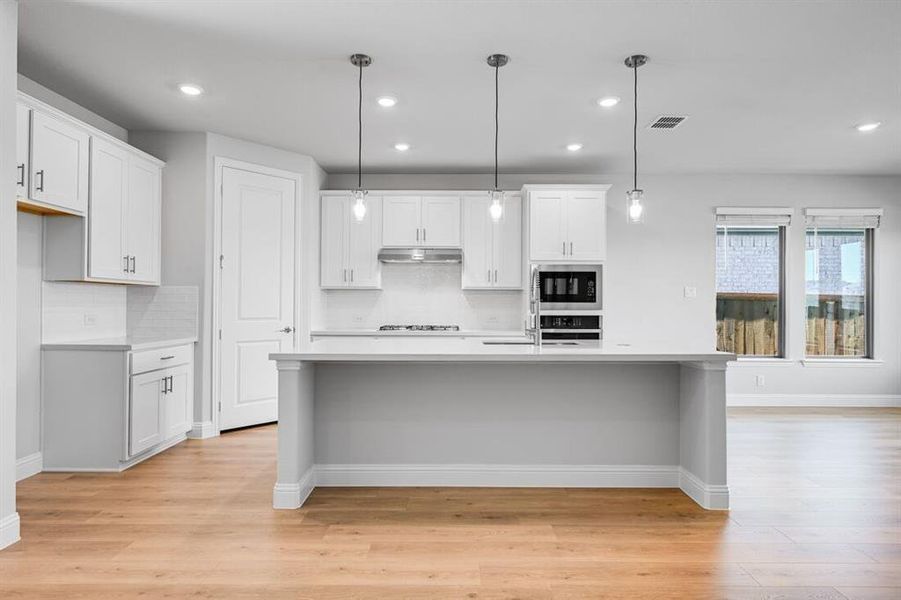 522 Bull Street ~ Ready Now 522 Bull Street ~ Ready Now