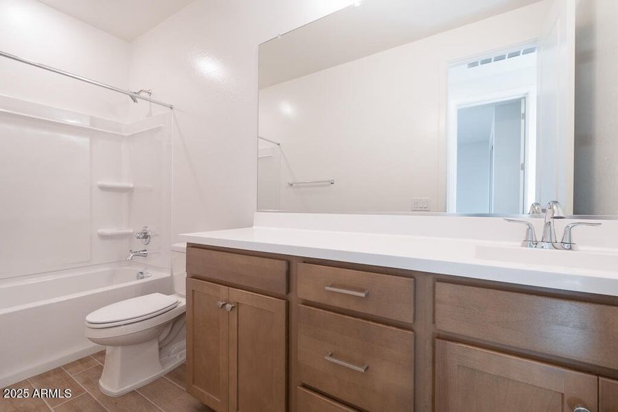 Tri Pointe Soleo 238 - Bath 3-1MLS