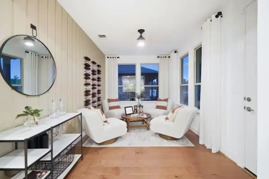 MODEL HOME images may NOT be consistent with the finished product.