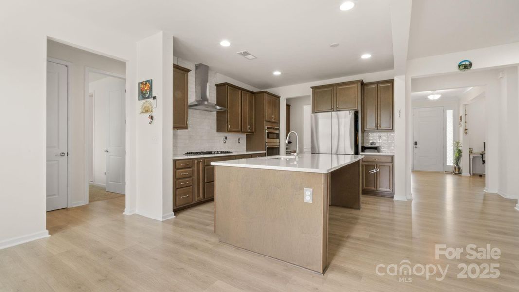 Spacious, unfurnished interior of a new home in , Fort Mill (Image 18).