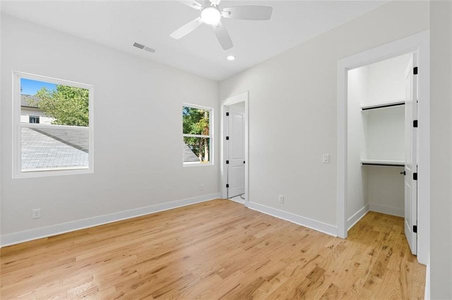 Spacious, unfurnished interior of a new home in , Atlanta (Image 18). Spacious, unfurnished interior of a new home in , Atlanta (Image 18).