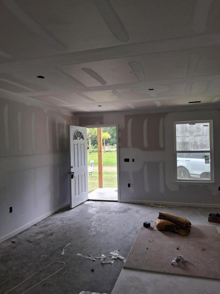 Spacious, unfurnished interior of a new home in , Smoaks (Image 6).