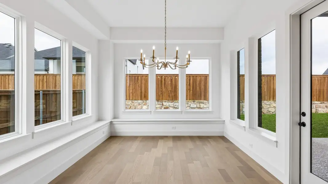 Representative unfurnished interior of a home built from the Colton by Southgate Homes in The Reserve at Watters, Allen (Image 26).