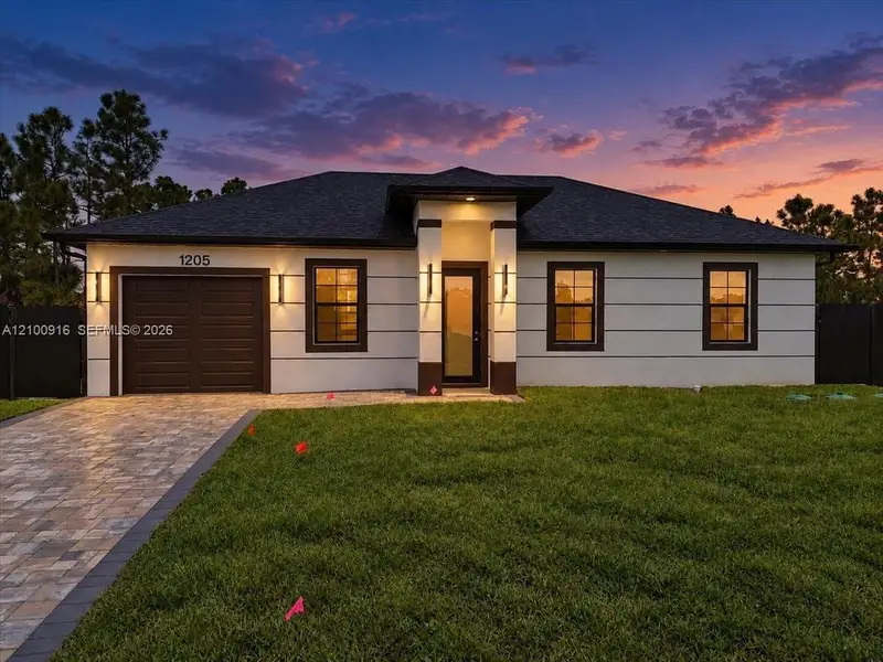 Exterior details and patio area of a home in , Lehigh Acres (Image 4).