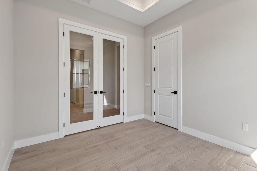 PrestigeModel#9-9133CapeHoneyBeeLn(13)