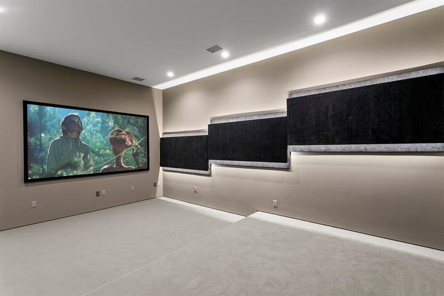 Spacious, unfurnished interior of a new home in , Tierra Verde (Image 23).