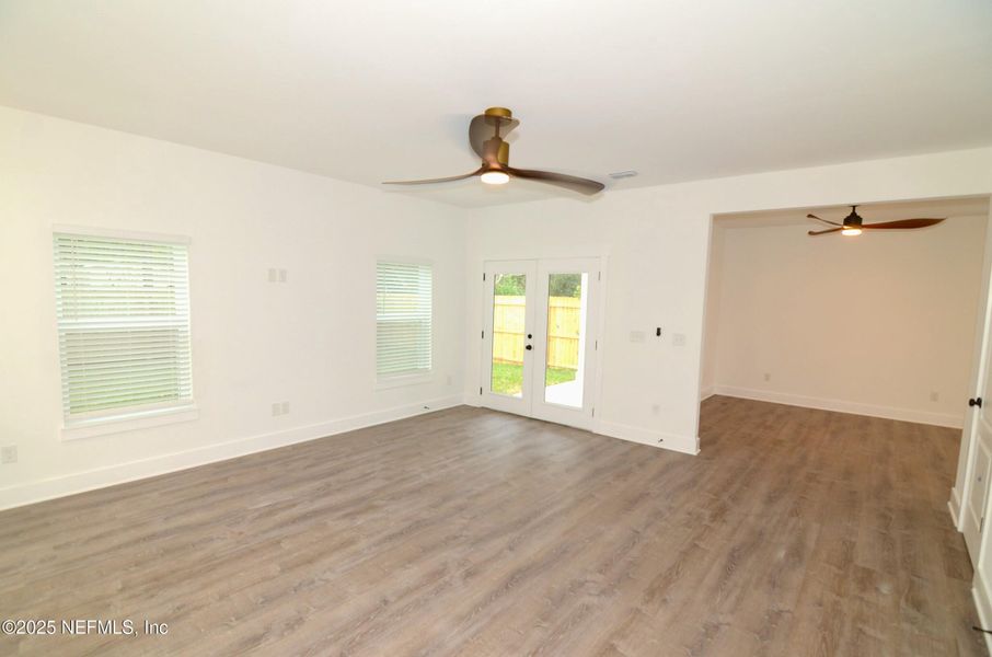 Spacious, unfurnished interior of a new home in , Jacksonville (Image 14).