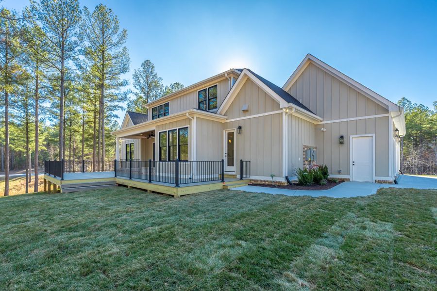 Representative exterior details of a home built from the Summerbrook by Riverstone Construction, LLC in River Gorge Ranch, River Gorge Ranch (Image 31).