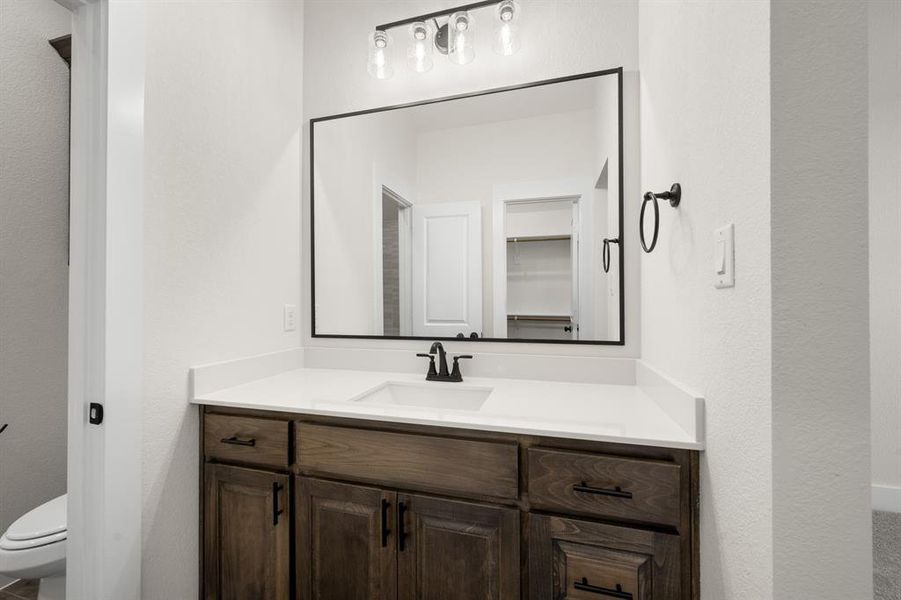 4867 Prairie Sky- Bathroom-2