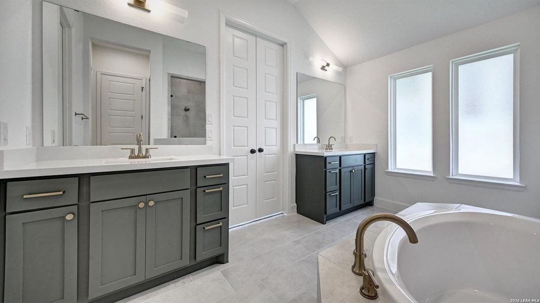 Furnished interior view inside a new home in Esperanza, Boerne (Image 9).