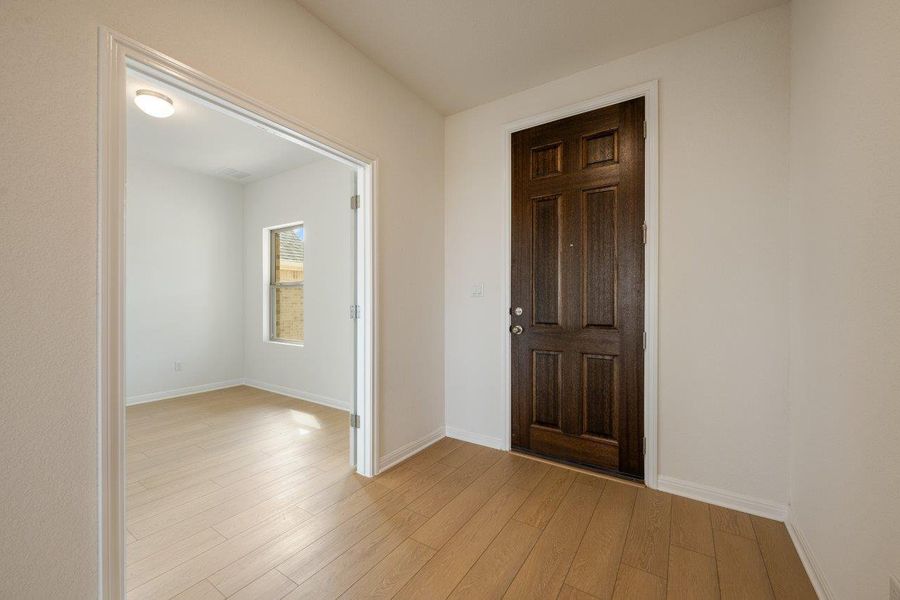 Spacious, unfurnished interior of a new home in The Colony, Bastrop (Image 37). Spacious, unfurnished interior of a new home in The Colony, Bastrop (Image 37).