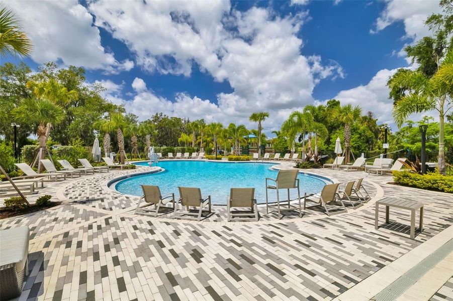 Community amenities in , Parrish (Image 41).