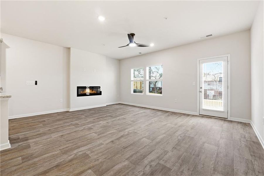 Spacious, unfurnished interior of a new home in Carolina, Palmetto (Image 26).