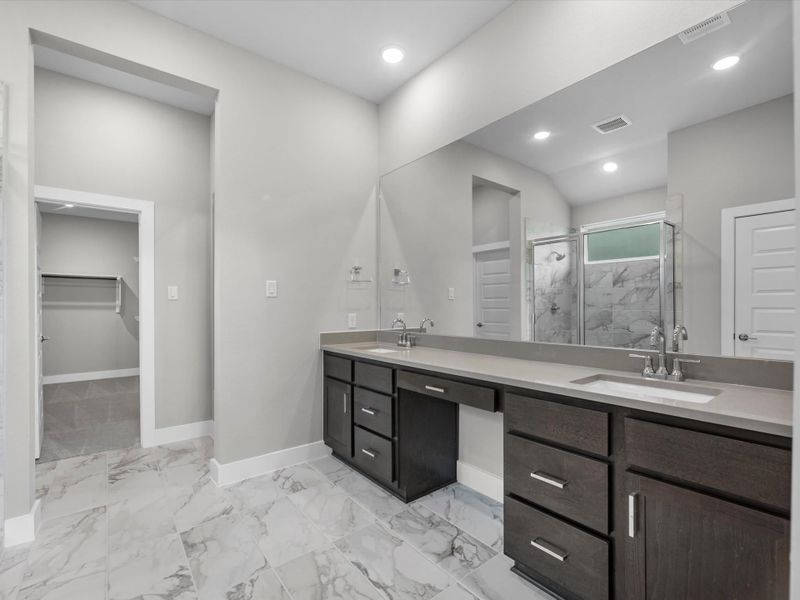 Furnished interior view inside a new home in Clopton Farms, Montgomery (Image 8).