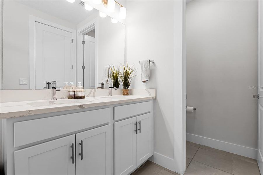 Furnished interior view inside a new home in Brentwood Landing, Oviedo (Image 3). Furnished interior view inside a new home in Brentwood Landing, Oviedo (Image 3).