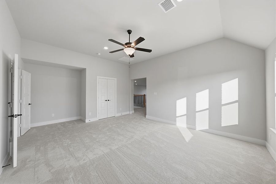 Spacious, unfurnished interior of a new home in Inspiration - Paradise Village, St. Paul (Image 40). Spacious, unfurnished interior of a new home in Inspiration - Paradise Village, St. Paul (Image 40).