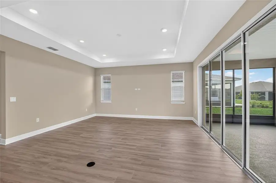 Spacious, unfurnished interior of a new home in , Ocala (Image 45).