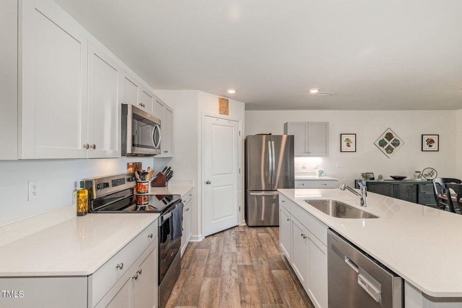 015_img_8516-edit_747 015_img_8516-edit_747