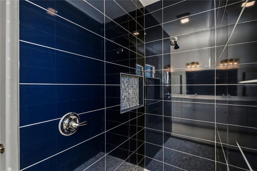 Close-up of interior finishes inside a home in , Port Charlotte (Image 21).