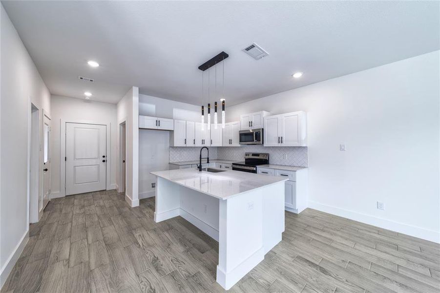 Furnished interior view inside a new home in , Fort Worth (Image 6).