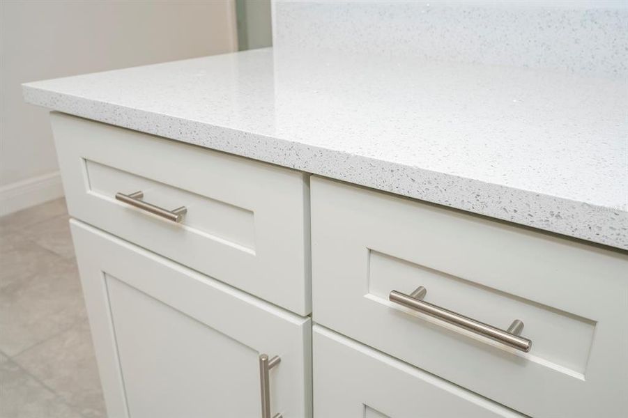 Close-up of interior finishes inside a home in , Dunnellon (Image 23).