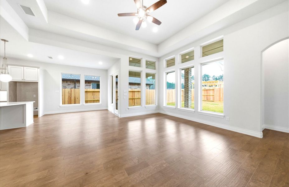 Spacious, unfurnished interior of a new home in The Highlands 55′, Porter (Image 36).