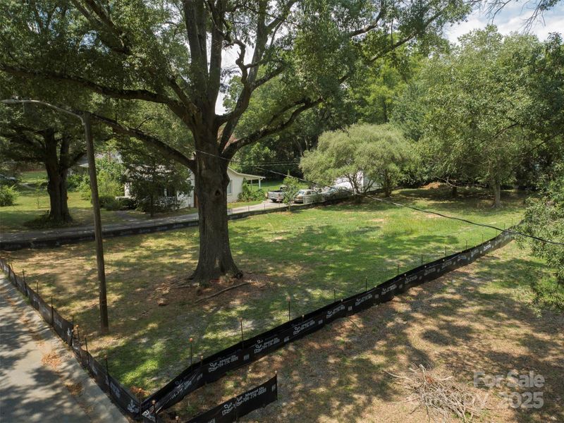 Image 23 of a home in .