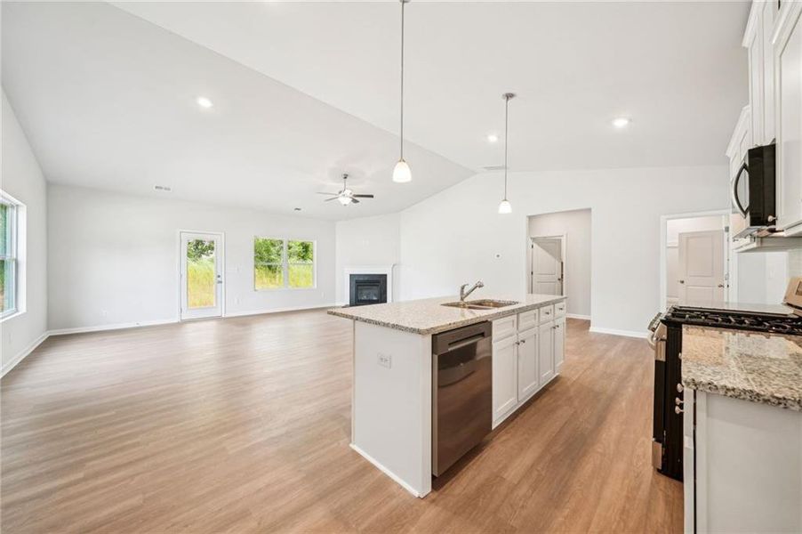 Furnished interior view inside a new home in Stephen's Landing, Loganville (Image 10).