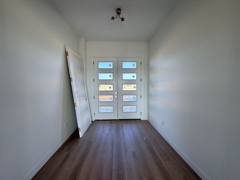 Representative unfurnished interior of a home built from the The 2500-4 by Zeal Home Builders in Oak Water Ranch, Granbury (Image 18).