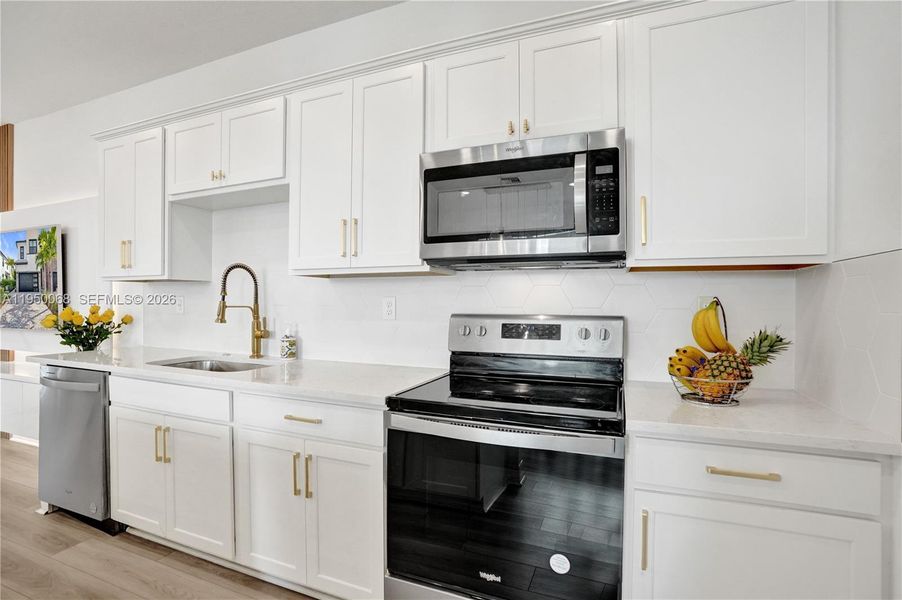 Furnished interior view inside a new home in , Plantation (Image 45).