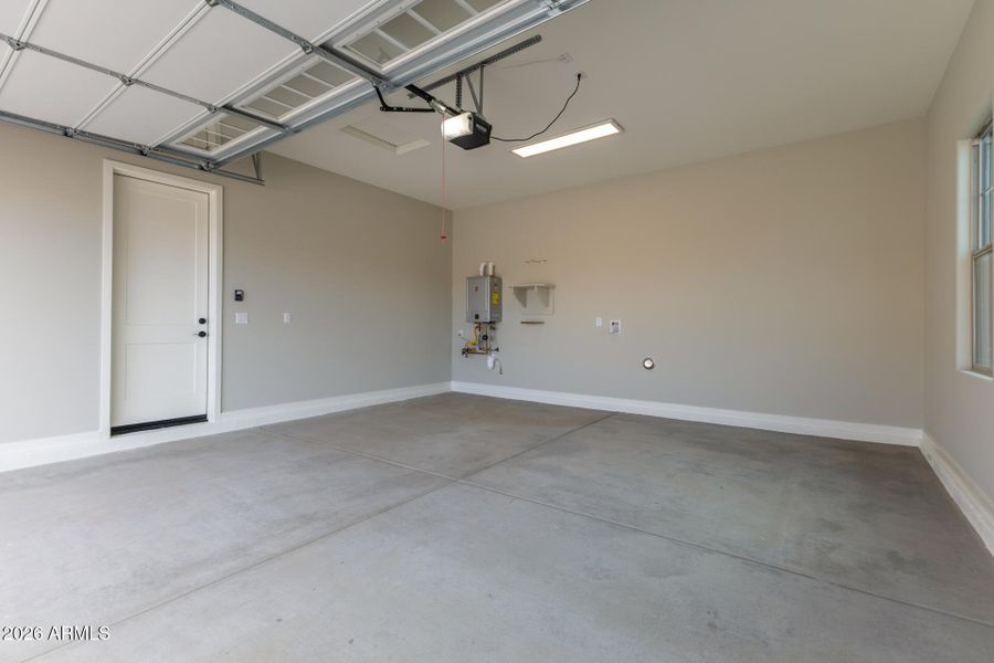 36 - 173rd 8819 36 - 173rd 8819