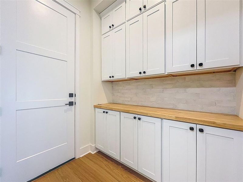 Furnished interior view inside a new home in , Tampa (Image 34).