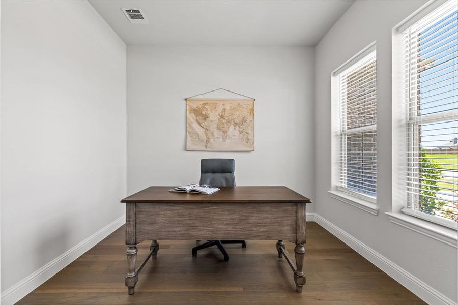 Furnished interior view inside a new home in Lovers Landing, Forney (Image 29). Furnished interior view inside a new home in Lovers Landing, Forney (Image 29).