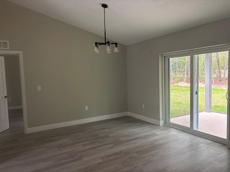 Spacious, unfurnished interior of a new home in , Dunnellon (Image 23).