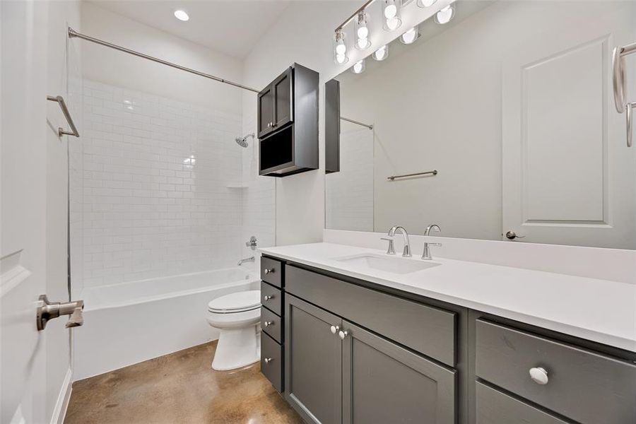 Furnished interior view inside a new home in , Dallas (Image 9).