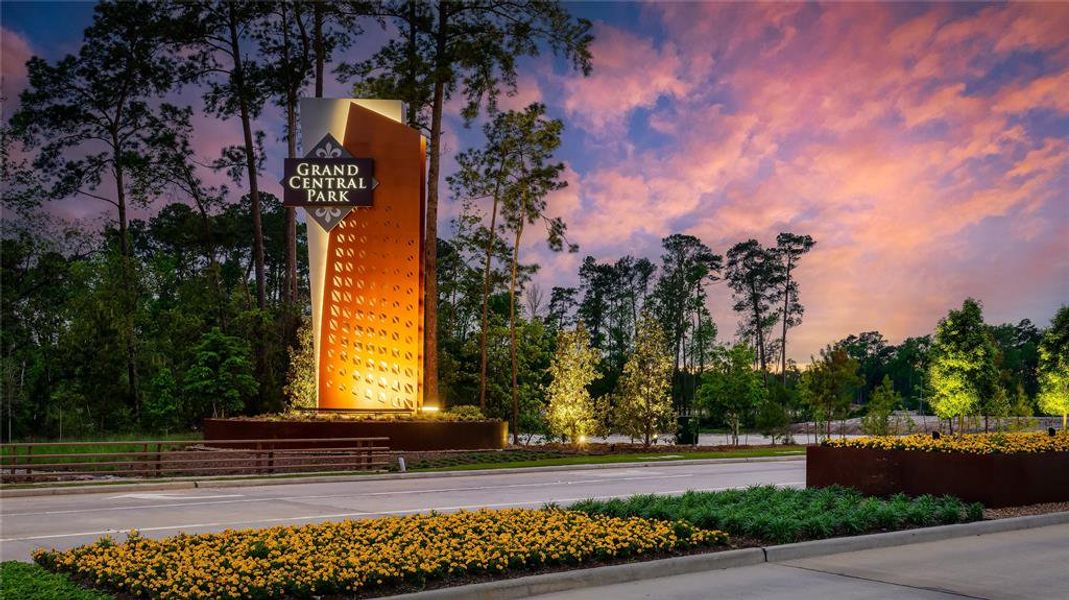 Community Image of Grand Central Park Community Image of Grand Central Park