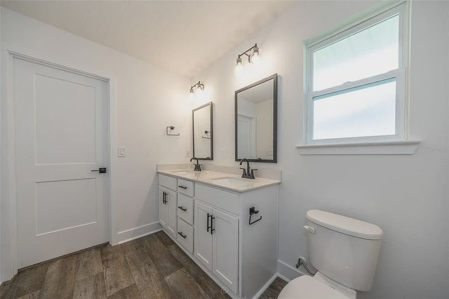 Furnished interior view inside a new home in Palm Coast, Palm Coast (Image 6).