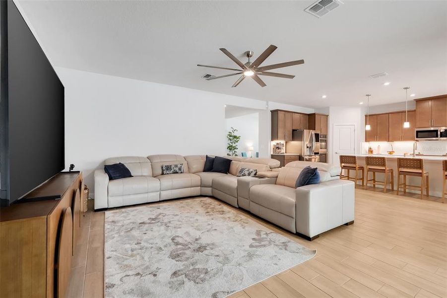 Furnished interior view inside a new home in , Clermont (Image 11).