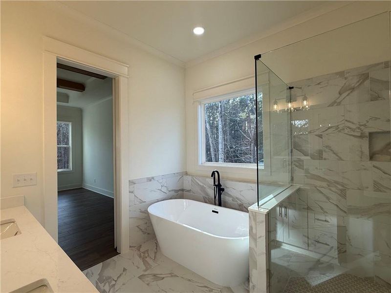 Furnished interior view inside a new home in , Waleska (Image 11).