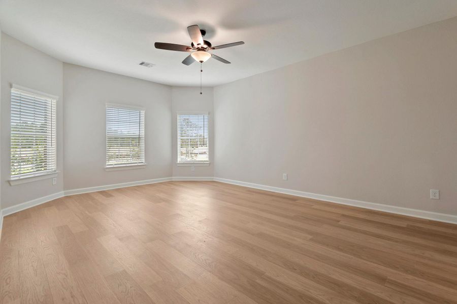 Spacious, unfurnished interior of a new home in Magnolia Woods, Magnolia (Image 9).