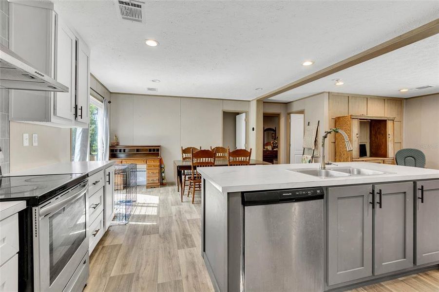 Furnished interior view inside a new home in , Homosassa Springs (Image 12).