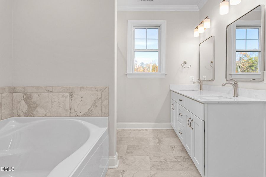 3117 Cullens Drive-24