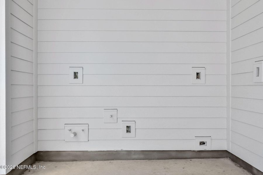 Exterior details and patio area of a home in , Ponte Vedra (Image 10).