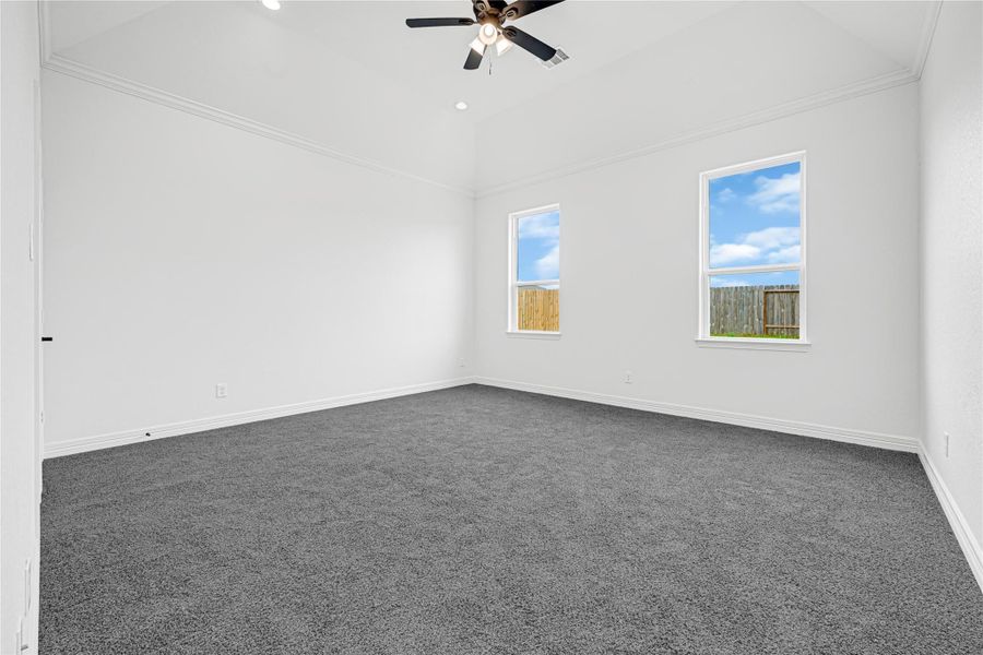 Spacious, unfurnished interior of a new home in , League City (Image 15). Spacious, unfurnished interior of a new home in , League City (Image 15).