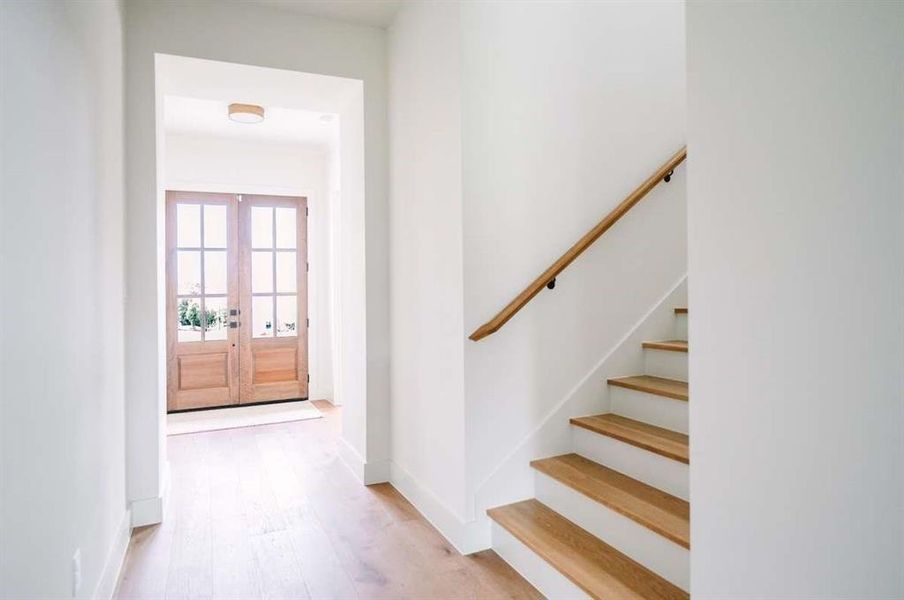 Spacious, unfurnished interior of a new home in , Aledo (Image 22).