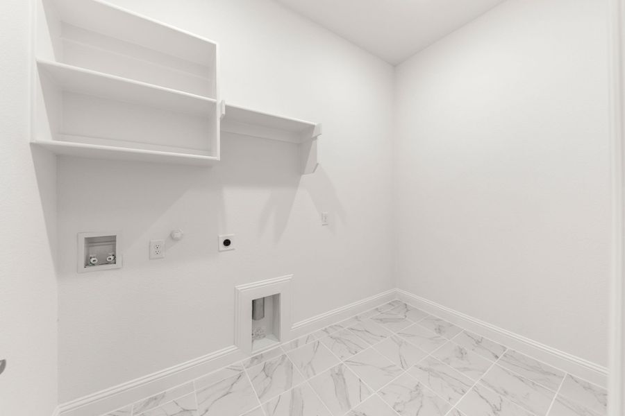 Representative furnished interior of a home built from the Belton by UnionMain Homes in Myrtle Creek, Waxahachie (Image 13). Representative furnished interior of a home built from the Belton by UnionMain Homes in Myrtle Creek, Waxahachie (Image 13).