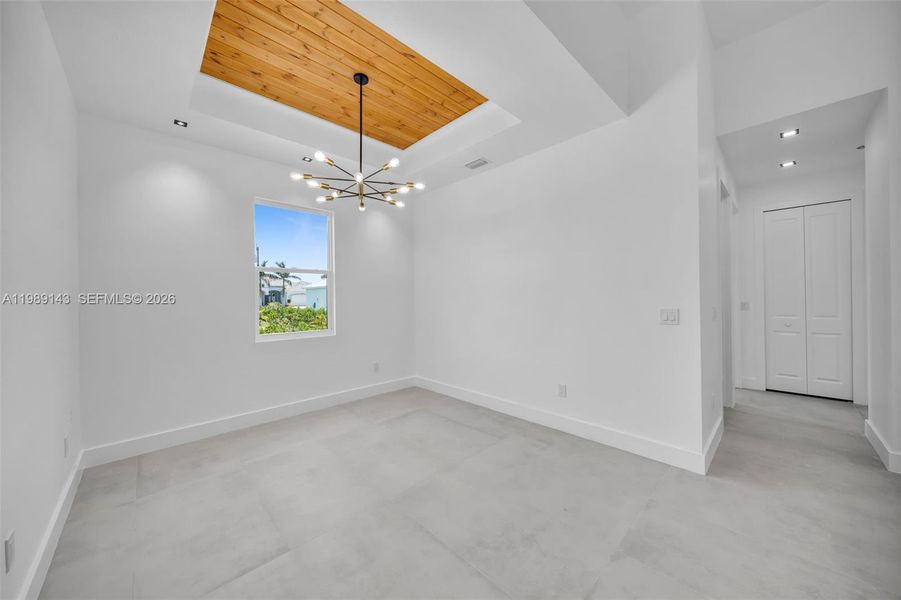 Spacious, unfurnished interior of a new home in , Cape Coral (Image 18).