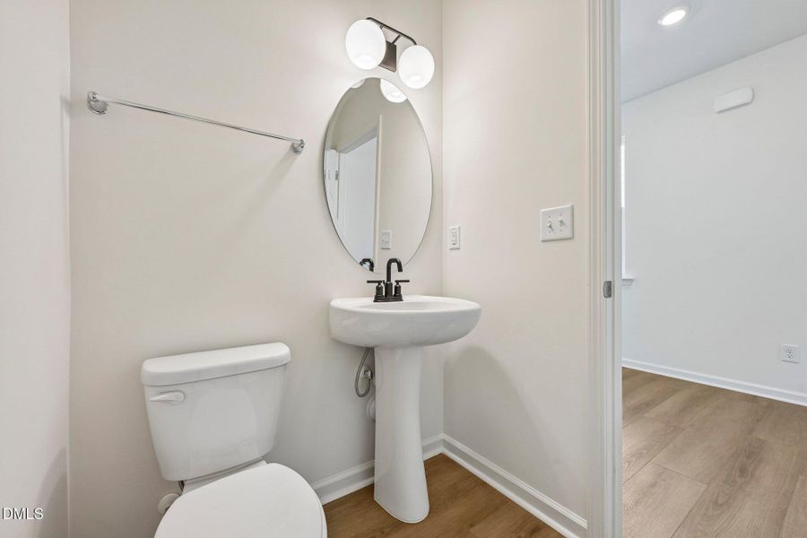 19-web-or-mls-Oakdale Dr-S2204-019 19-web-or-mls-Oakdale Dr-S2204-019